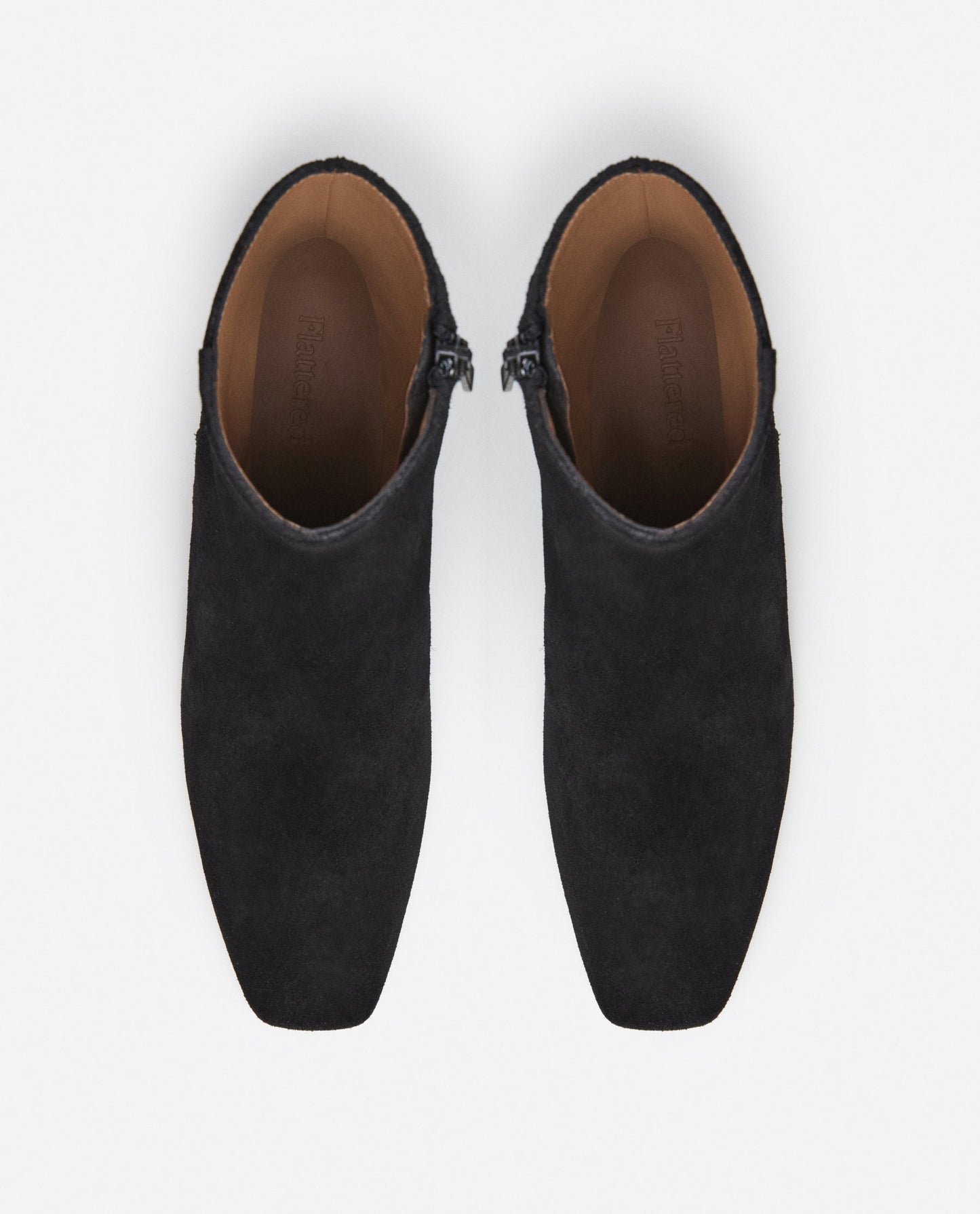 Cay Suede Black