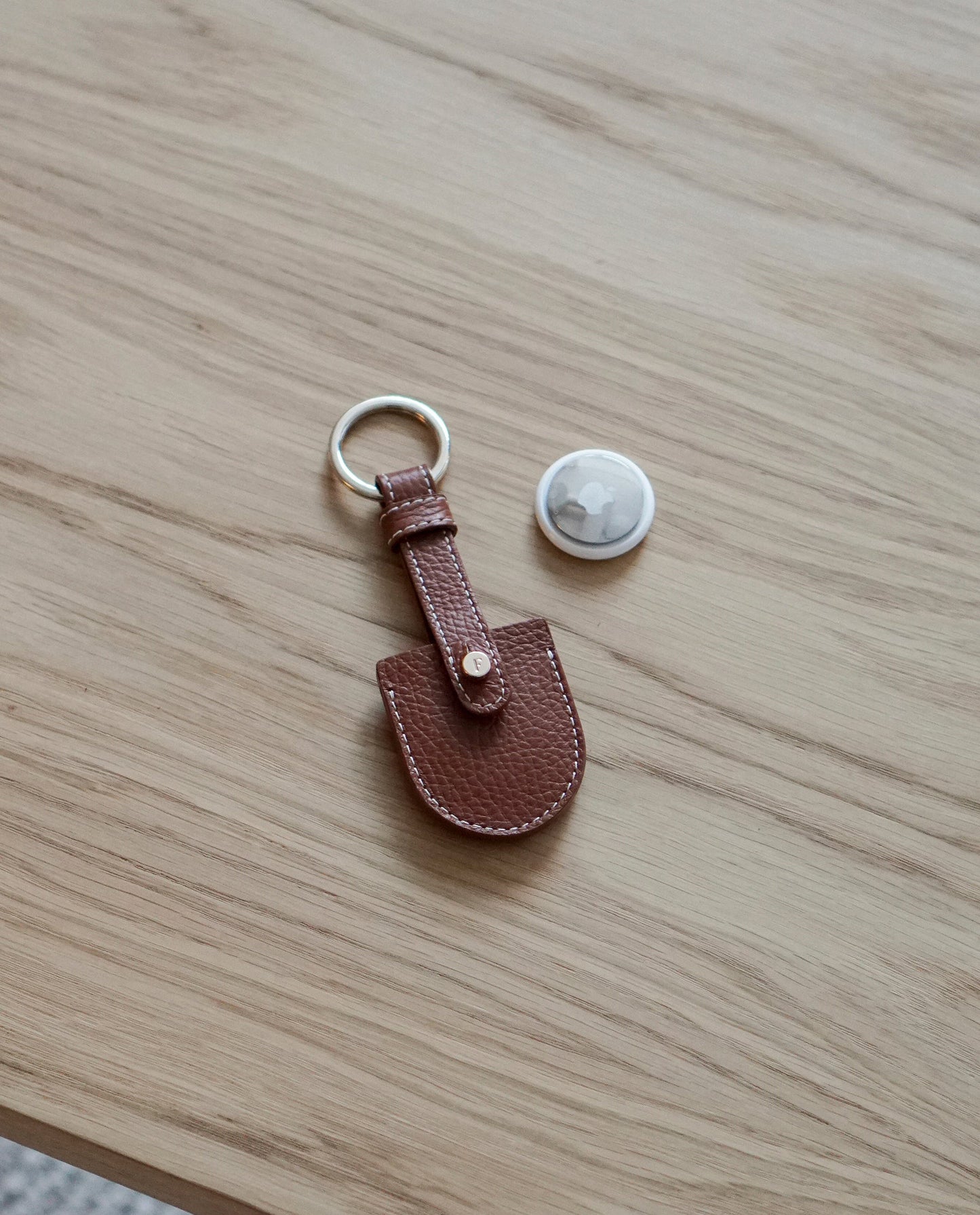 Airy Keyring Leather Cognac