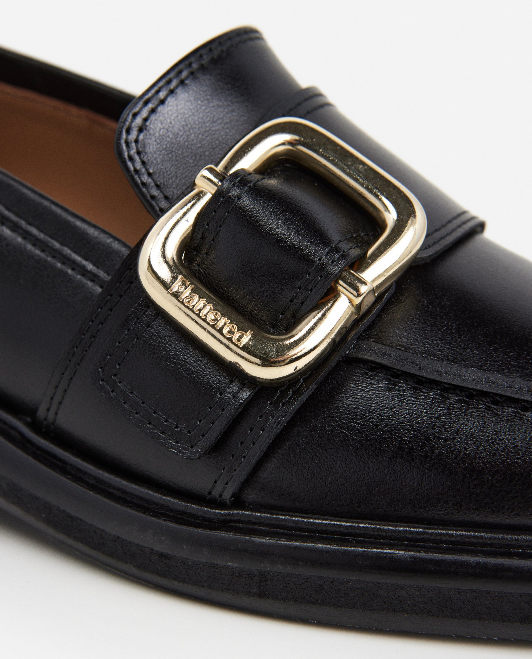 Aspen Leather Black